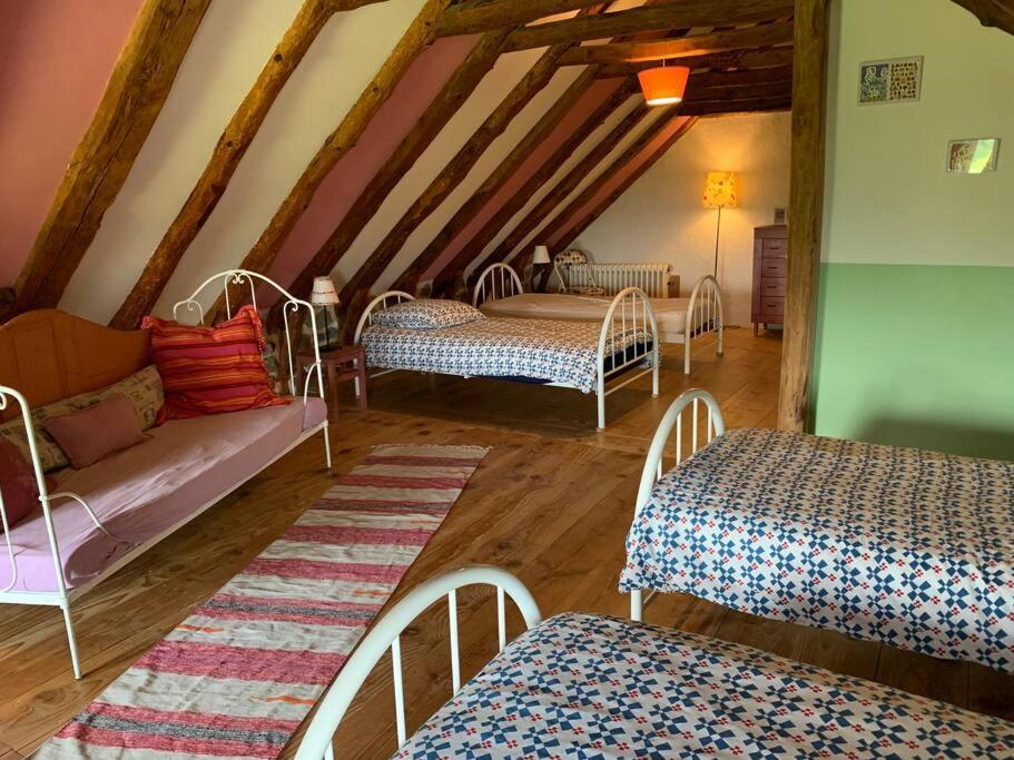 Maison De Charme Au Coeur Du Sancy En Auvergne * Saurier